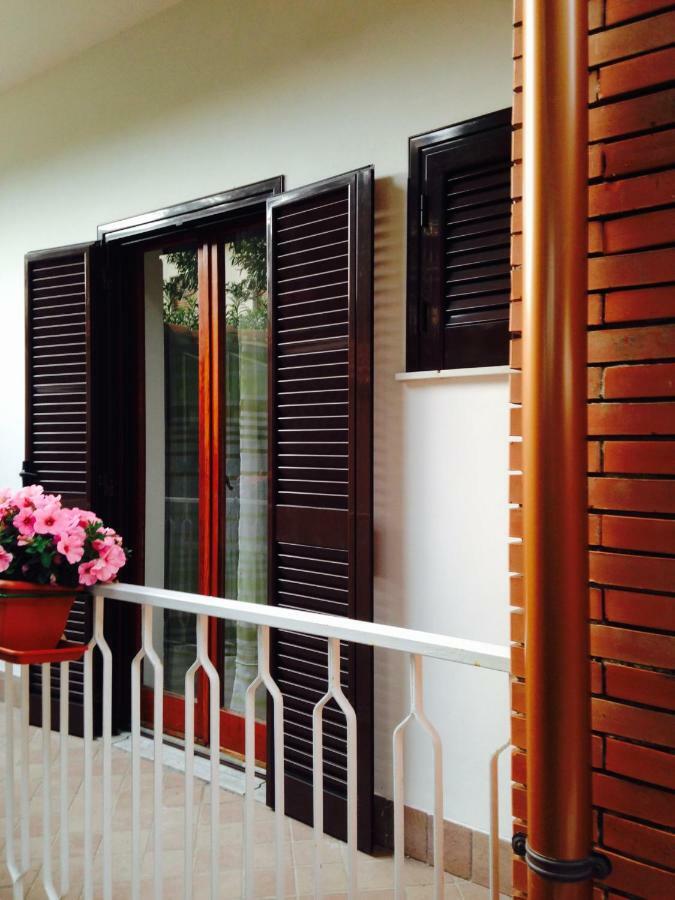 Kia Ora Bed and Breakfast San Felice Circeo Exteriör bild