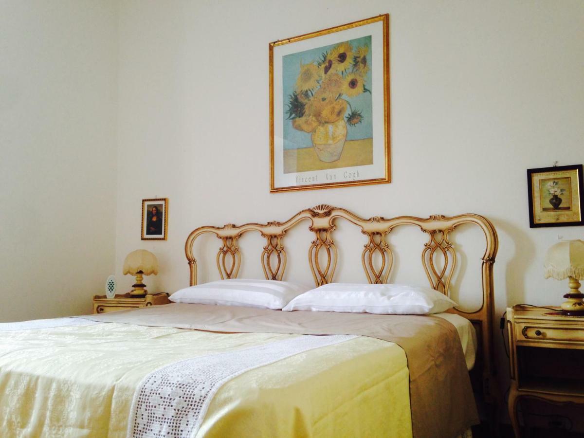 Kia Ora Bed and Breakfast San Felice Circeo Exteriör bild